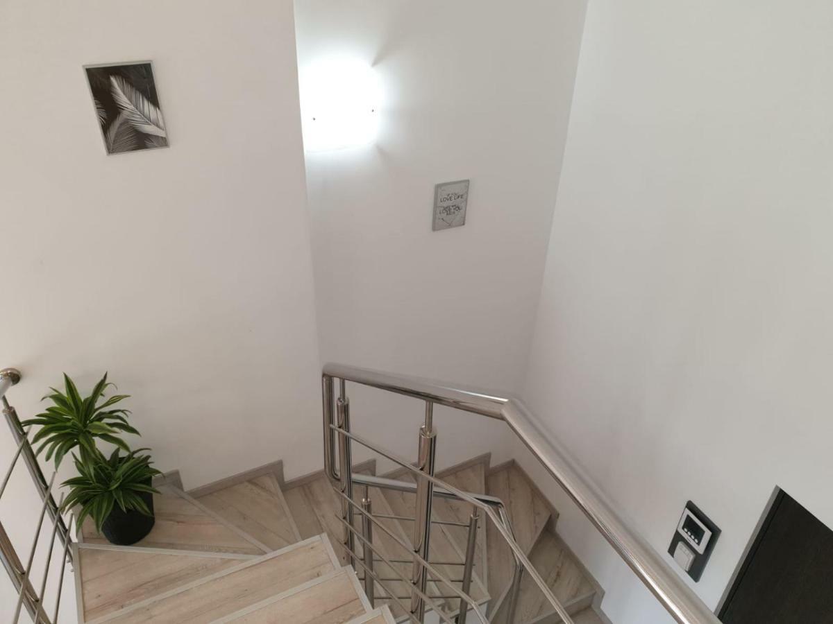 拉迪亚Apartament Ana Premium公寓 外观 照片